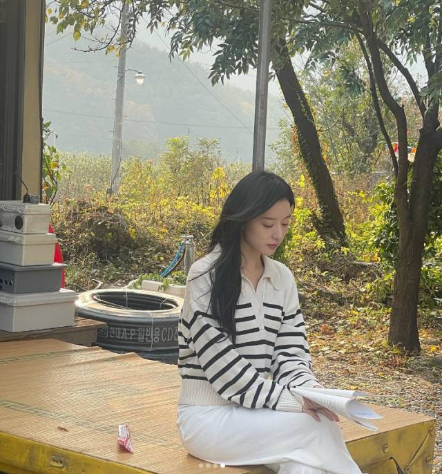김지원/소셜미디어