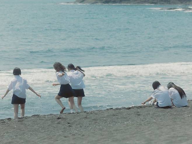 [서울=뉴시스] 뉴진스. (사진=어도어 제공) 2024.05.06. photo@newsis.com *재판매 및 DB 금지