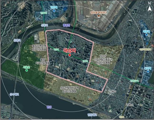 성동구청이 이달 10~23일까지 '성수 준공업지역 지구단위계획구역 및 계획 결정(안)'과 '성수 준공업지역 지구단위계획구역 전략환경영향평가서(초안)'에 대한 주민열람을 실시한다. 사진은 해당구역 위치도. /사진=성동구청