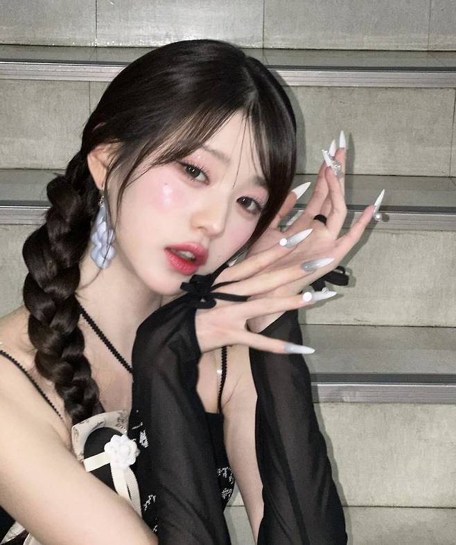 [서울=뉴시스] 장원영. (사진 = 인스타그램 캡처) 2024.05.07. photo@newsis.com *재판매 및 DB 금지