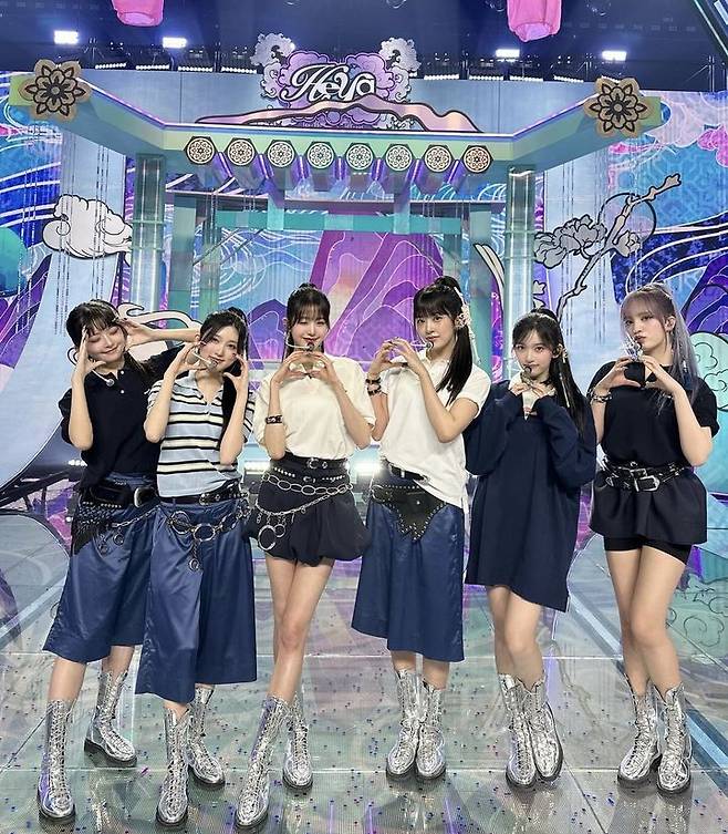 [서울=뉴시스] 아이브. (사진 = 인스타그램 캡처) 2024.05.07. photo@newsis.com *재판매 및 DB 금지