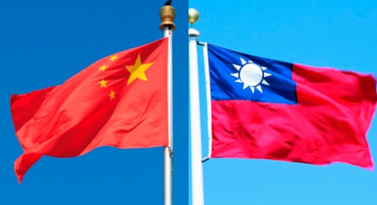 중국 국기(왼쪽)와 대만 국기.