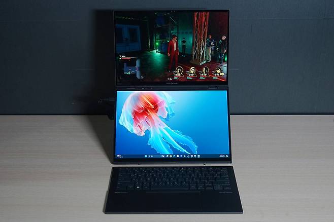 용과같이 8을 최저 그래픽과 풀HD 해상도로 실행하니 비교적 쾌적하게 즐길 수 있었다. / 출처=IT동아