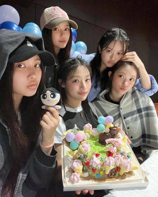 뉴진스 인스타그램