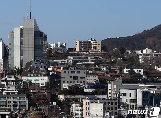 서울 용산구 한남동에서 바라본 고급 주택단지의 모습. 2022.12.14/뉴스1 ⓒ News1 김진환 기자