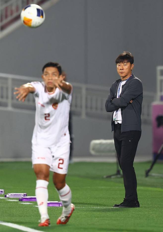 인도네시아 23세 이하 대표팀 이끌고 있는 신태용 감독. ⓒ 뉴시스