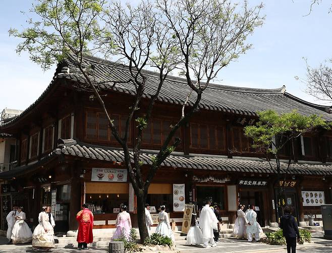 ‘대보장’ 인근엔 전주 대표 여행지 한옥마을이 있다. 박미향 기자