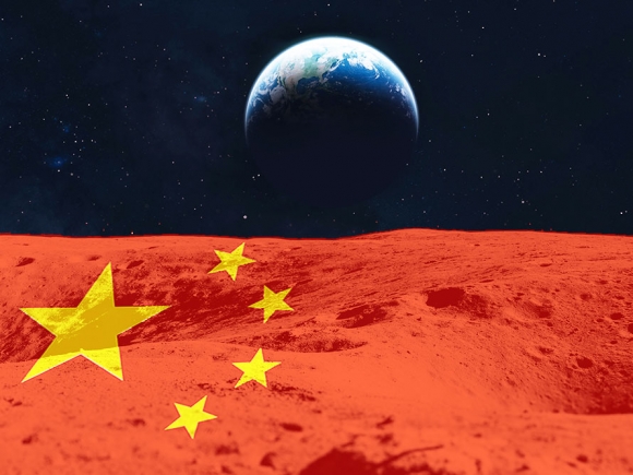 달에 깔린 중국 국기와 멀리 보이는 지구 자료사진