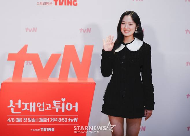 배우 김혜윤이 3일 온라인으로 진행된 tvN 월화드라마 '선재 업고 튀어' 제작발표회에 참석해 포즈를 취하고 있다. /사진제공=CJENM 2024.04.03 /사진=이동훈