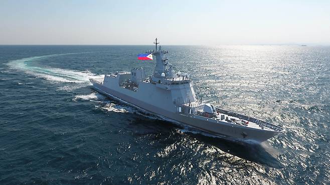 HD현대중공업이 2020년 필리핀 해군에 인도한 호위함인 '호세리잘함'의 운항 모습. HD현대중공업