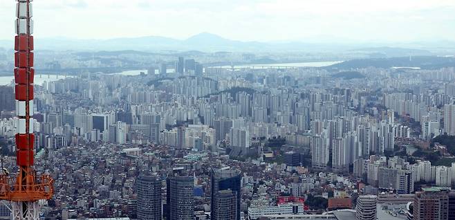 남산에서 내려다본 마포구 일대 아파트 모습. 사진=한경DB