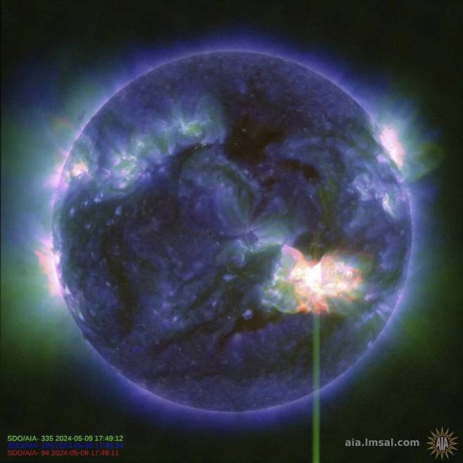 미국 항공우주국(NASA)가 공개한 사진으로, 지난 9일 관측된 지구 태양폭풍 발생 모습.(사진=AP/뉴시스)