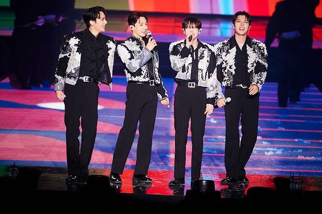 하이라이트(손동운, 이기광, 양요섭, 윤두준). 사진 | 어라운드어스