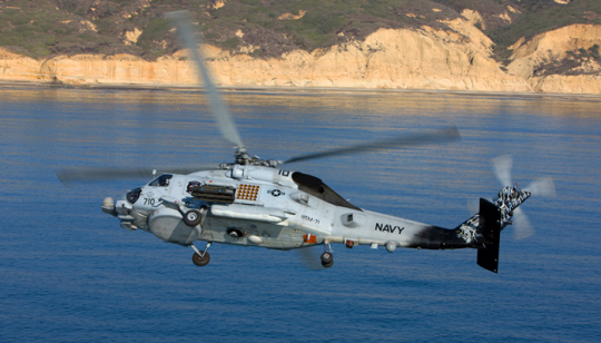 미국 해군이 운용하는 해상작전헬기 MH-60R 시호크가 비행하고 있다. 록히드마틴 제공