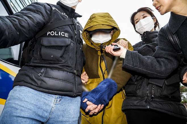 [서울=뉴시스] 대형로펌 출신 미국 변호사가 이혼 소송 중인 아내를 살해한 사건과 관련해 범행 당시 상황이 녹음된 음성 파일이 방송을 통해 일부 공개됐다. *재판매 및 DB 금지