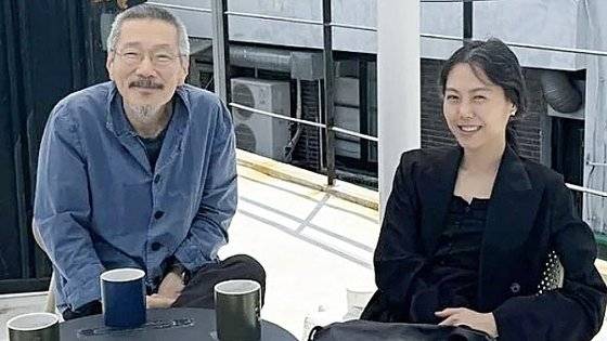 홍상수 감독(왼쪽), 배우 김민희. 온라인커뮤니티 캡처