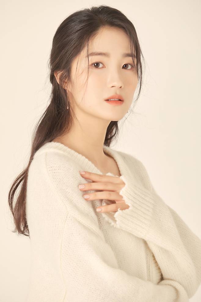 tvN 월화극 ‘선재 업고 튀어’에서 임솔 역을 연기 중인 배우 김혜윤. 사진 아티스트컴퍼니