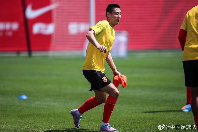 사진=중국 축구 국가대표팀 공식 웨이보, 우레이