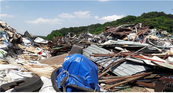 폐기물로 가득한 야적지 (기사와 직접 관련 없는 자료사진/ 출처=JTBC)