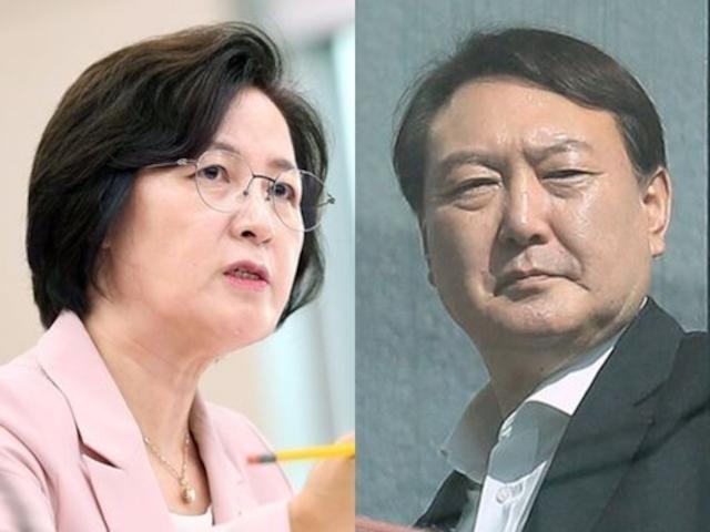 추미애(왼쪽) 전 법무부 장관과 윤석열 대통령. 한국일보 자료사진