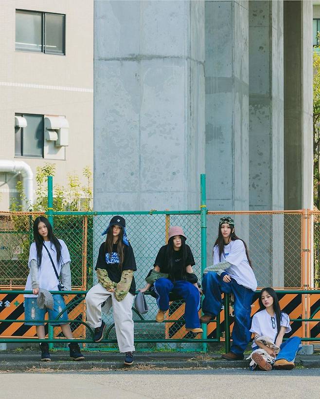 뉴진스 인스타그램 @newjeans_official