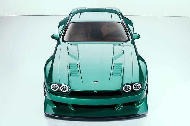 TWR 슈퍼캣 정면