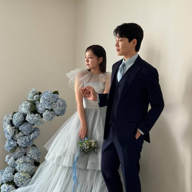 코미디언 김기리가 결혼 하루를 앞두고 재치 있는 결혼 소감을 밝혔다. 