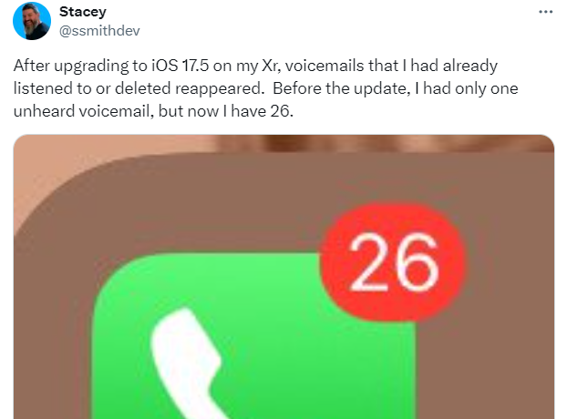 iOS 17.5로 업데이트한 후 오래 전 삭제된 음성 메시지가 새로운 알림과 함께 복구된 모습. 사진=엑스(@ssmithdev) 캡처