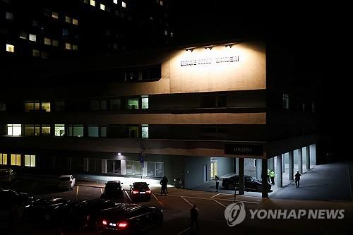 피초 총리가 이송된 병원의 모습 [로이터=연합뉴스 자료사진. 재판매 및 DB 금지]