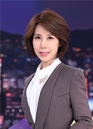 KBS 2TV '경제콘서트' 진행자 이윤희 기자 [KBS 제공. 재판매 및 DB 금지]