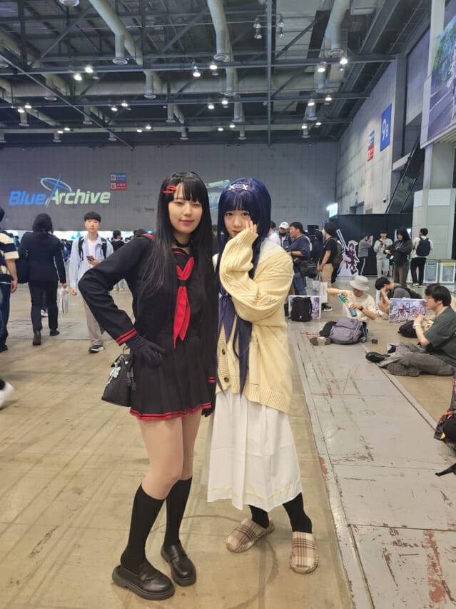 블루 아카이브 2.5주년 페스티벌 현장을 찾은 코스어