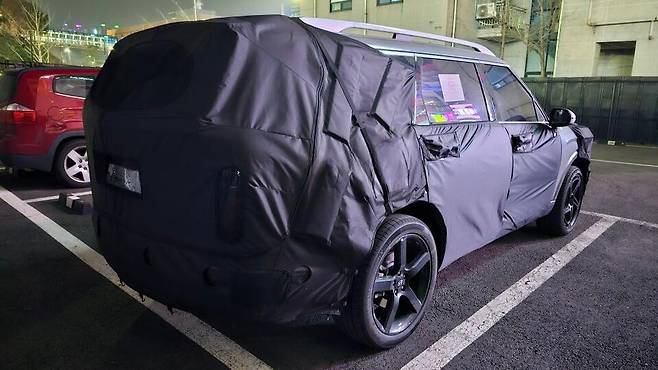 사진 : 현대차 팰리세이드 풀체인지 테스트카 (출처=오토스파이넷)