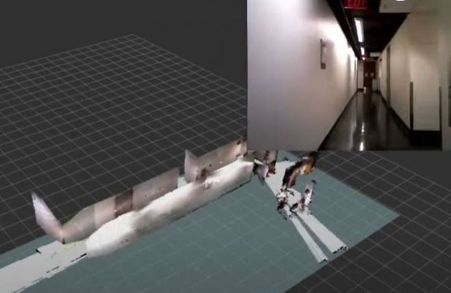 SLAM 맵핑의 예시. 센서를 이용해 로봇의 주변 환경을 3D 지도로 만든다. 과정 자체가 복잡하며 방대한 양의 데이터 학습을 요구한다. [이미지출처=유튜브 캡처]