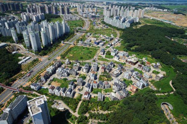 경기 파주시 운정지구 단독주택 용지에 들어선 단독주택 마을. LH 제공