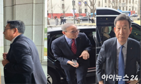 지난 3월 광화문 프레스센터에서 열린 김홍일 방송통신위원회 위원장-이동통신 3사 최고경영자(CEO)-제조사 대표 간담회가 열린 가운데 이통 3사 CEO가 건물 1층 로비로 입장하고 있다. 사진은 왼쪽부터 유영상 SK텔레콤 대표, 김영섭 KT 대표, 황현식 LG유플러스 대표. [사진=안세준 기자]