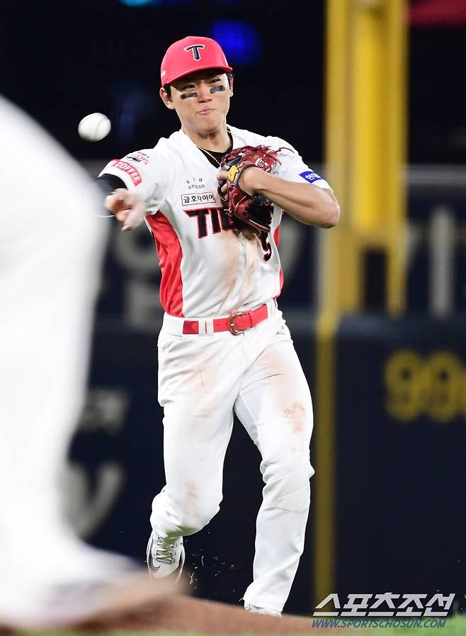 26일 광주 기아챔피언스필드에서 열린 KBO리그 KIA-롯데 경기. 3루 수비를 보고 있는 KIA 김도영. 광주=송정헌 기자songs@sportschosun.com/2024.03.26/