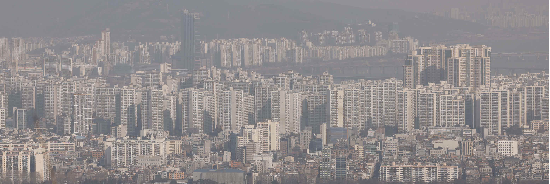 서울 강남구 대모산 정상에서 내려다본 서울 시내 아파트들의 모습. (매경DB)