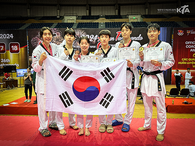 아시아태권도선수권 3일차 대한민국 메달리스트. 사진=대한태권도협회 제공