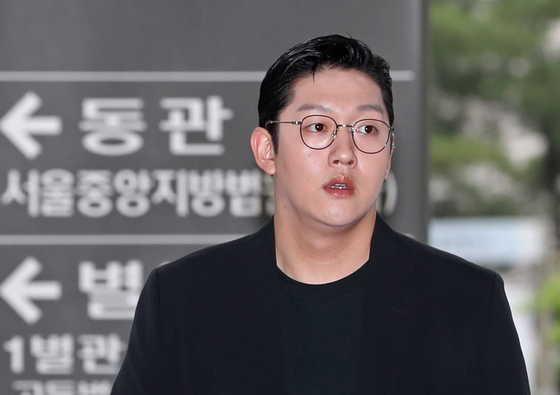 Choi Jong-bum, ex-boyfriend of late singer Koo Ha-ra found guilty of blackmailing the K-pop star by saying he would release intimate videos of the two, at the Seoul Central District Court in southern Seoul, on July 25, 2019 [YONHAP]