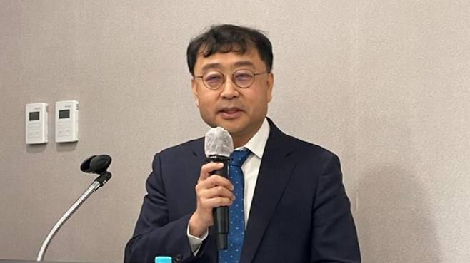 송상훈 과학기술정보통신부 정보통신정책실장이 17일 서울 종로구에서 'AI 서울 정상회의'와 'AI 글로벌 포럼'에 대해 설명하고 있다. /사진=배한님 기자