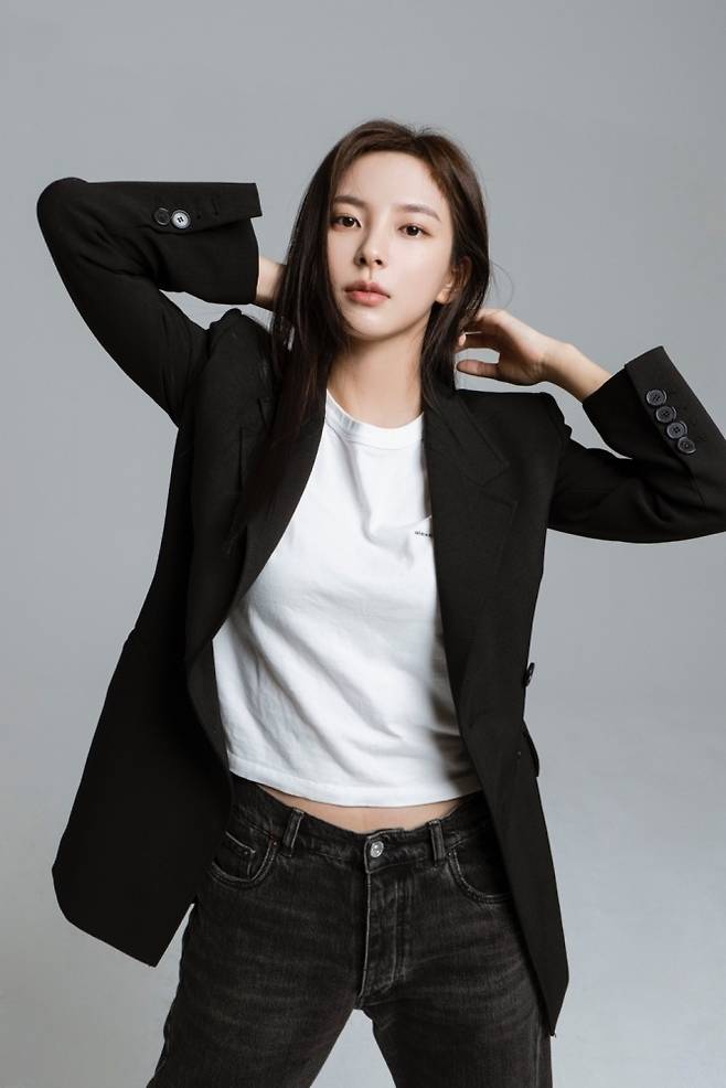 배우 신수현. 써브라임
