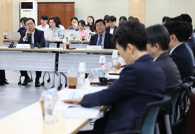 23일 오후 서울 한국부동산원 서울강남지사에서 열린 ‘전세사기특별법’ 개정안에 대한 종합토론회에서 국토교통부 김규철 실장이 발언하고 있다. 연합뉴스