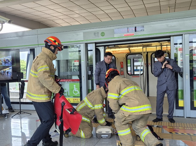 용인시가 용인경천철에서 재난대응 안전한국훈련을 진행했다. ⓒ용인시 제공