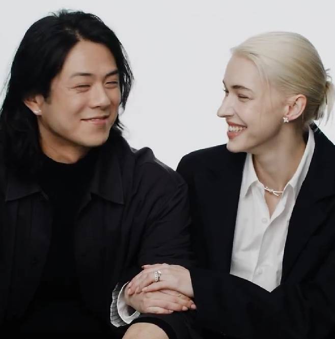 래퍼 빈지노, 스테파니 미초바 부부. 사진 | 에스콰이어