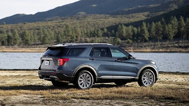 사진 : 포드 익스플로러