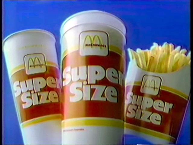 맥도널드의 '슈퍼 사이즈' 제품이 판매되던 1988년의 TV 광고. 위키미디어 커먼스