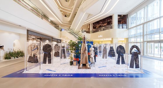 LF는 티비오에스와 협업해 2년에서 5년사이 '재고' 옷을 재해석해 세상에 단 한벌뿐인 새 옷으로 만드는 업사이클링 컬렉션을 선보인다. 사진 LF