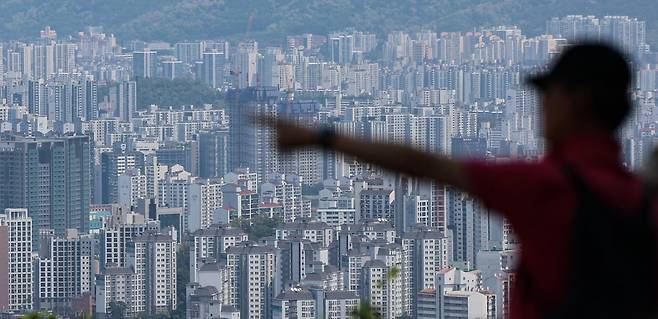 서울 남산에서 바라본 아파트 단지 모습. 사진=뉴스1