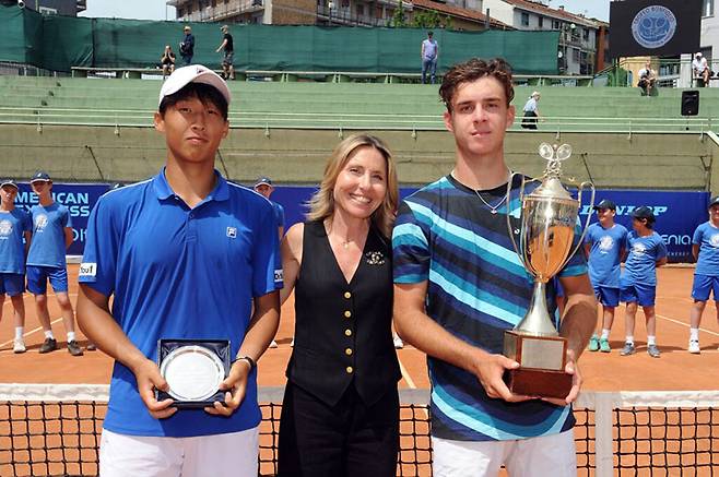 가장 왼쪽이 김장준 (사진 = Francesco Panunzio / J500 밀란 대회 홈페이지(https://www.trofeobonfiglio.com/))