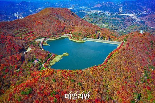 한국수력원자력 무주양수발전소 상류댐인 적상호 모습.ⓒ무주양수발전소